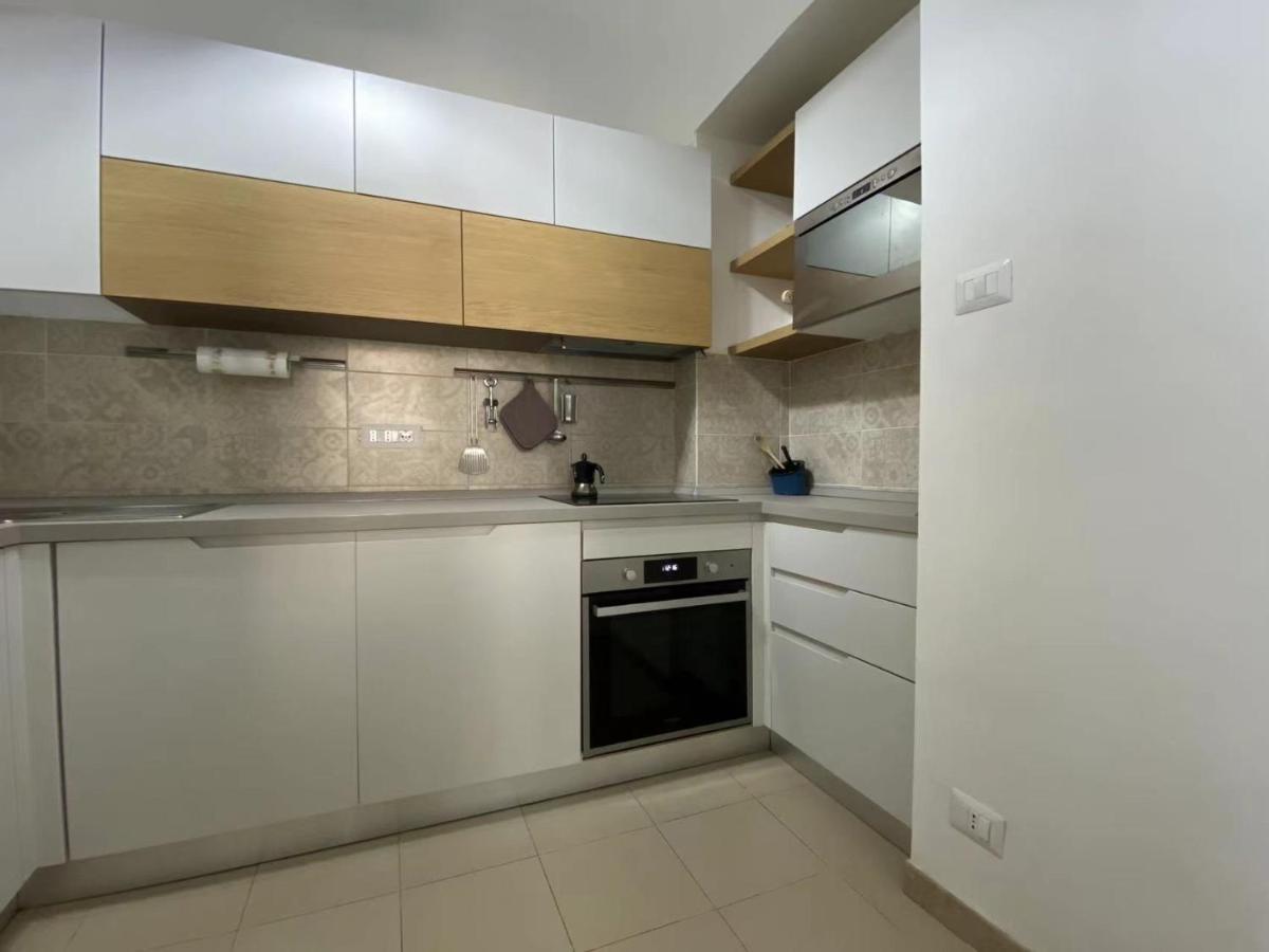 Apartment Cavour 44616 Rom