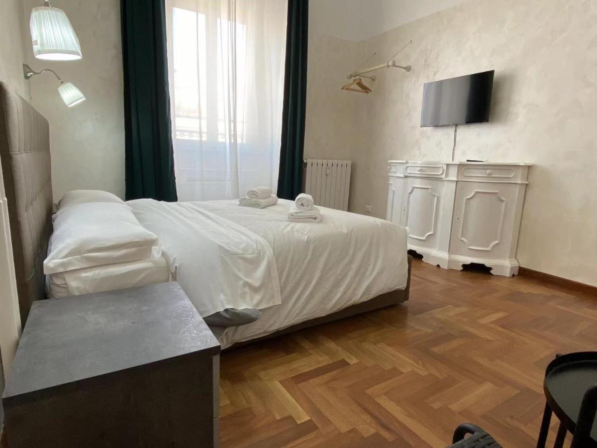 Cavour 44616 Rom